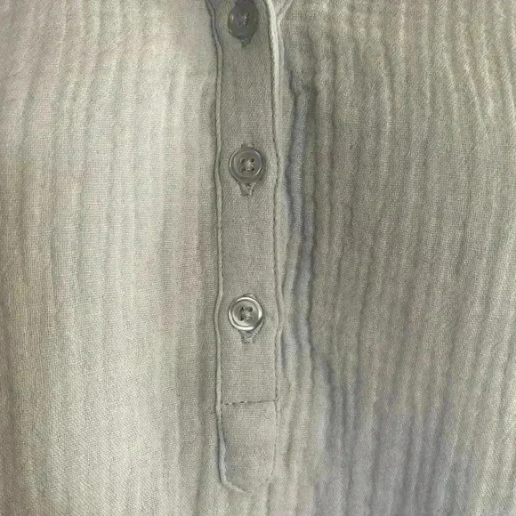 Banana Republic Gauze Button-Front Tee - Picture 5 of 13